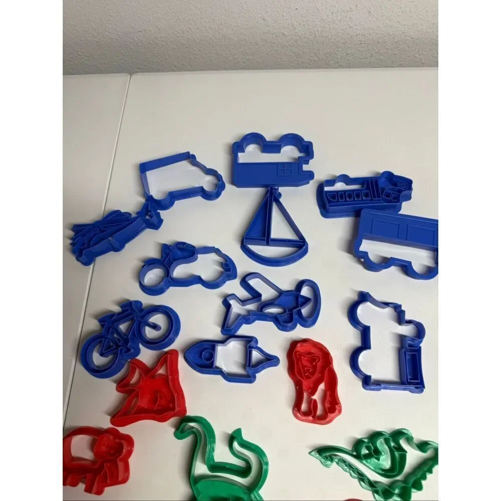 Lot of 23 Cookie Cutter Holiday’s Animals Vehicles